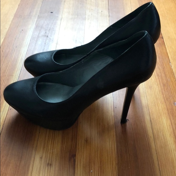 Pedro miracles heels , 4 inches,worn once - Picture 2 of 4